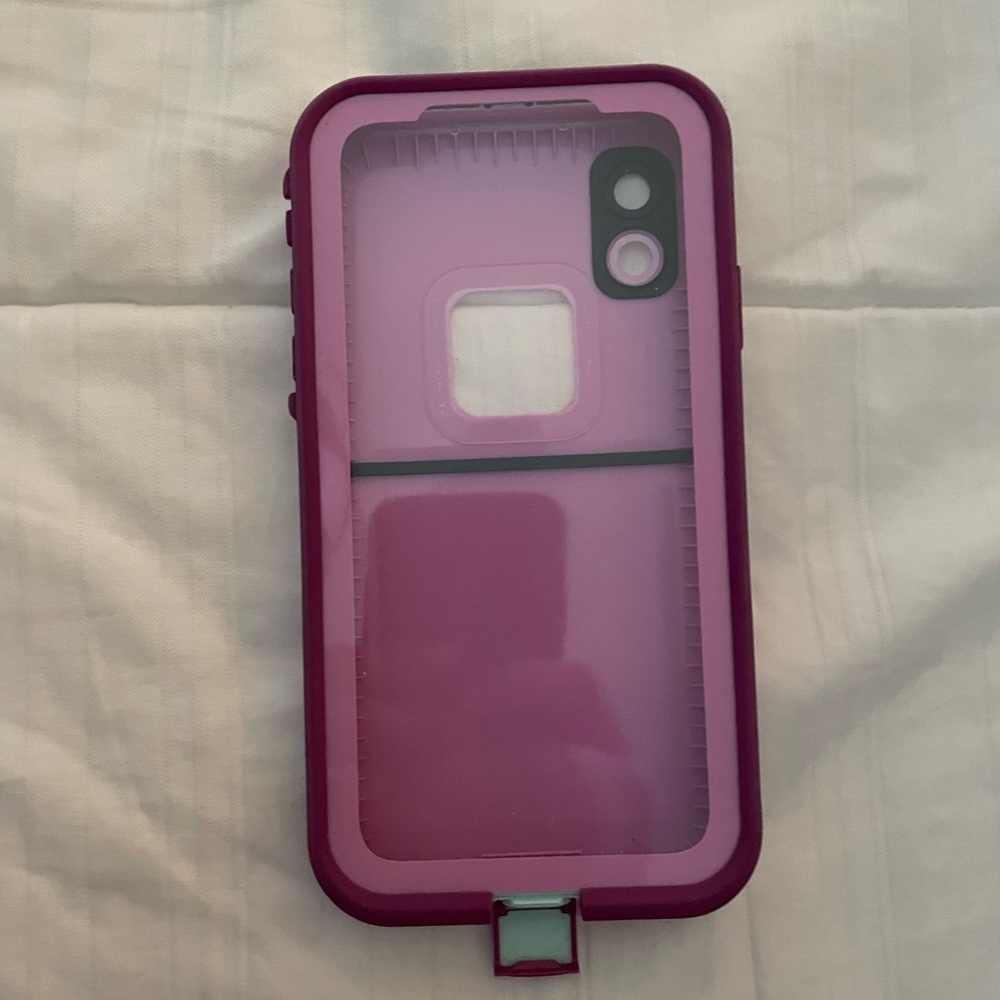 iPhone XR Lifeproof Fre Case